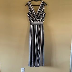Apt. 9 Jumpsuit size XS